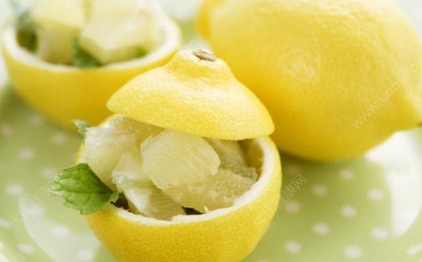 柠檬的作用与功效有哪些？吃柠檬对身体有哪些好处？(1)