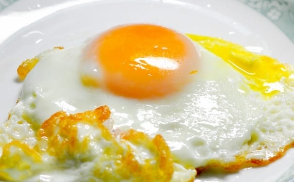 每天吃一个鸡蛋的好处有哪些？吃鸡蛋有哪些禁忌要注意？(1)
