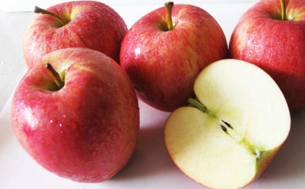 每天吃苹果的好处是什么？苹果的养生作用有哪些？(1)