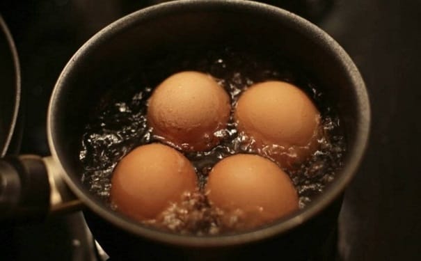 煮鸡蛋有什么窍门？吃鸡蛋需要注意的内容有哪些？(1)
