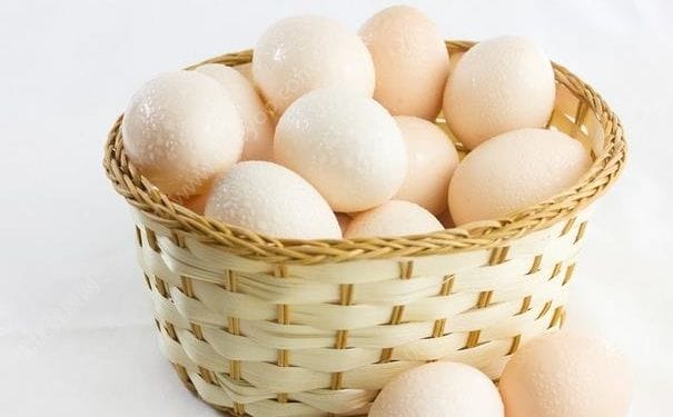 生吃鸡蛋的危害有哪些？生鸡蛋应该如何辨别？(1)