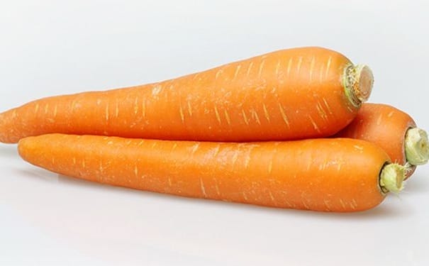 生吃胡萝卜有什么好处？生吃胡萝卜的好处有哪些？(1)