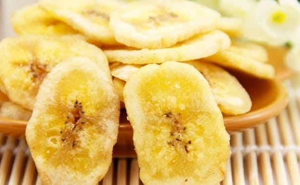 香蕉片是油炸做出来的吗？吃香蕉片有什么功效？(1)
