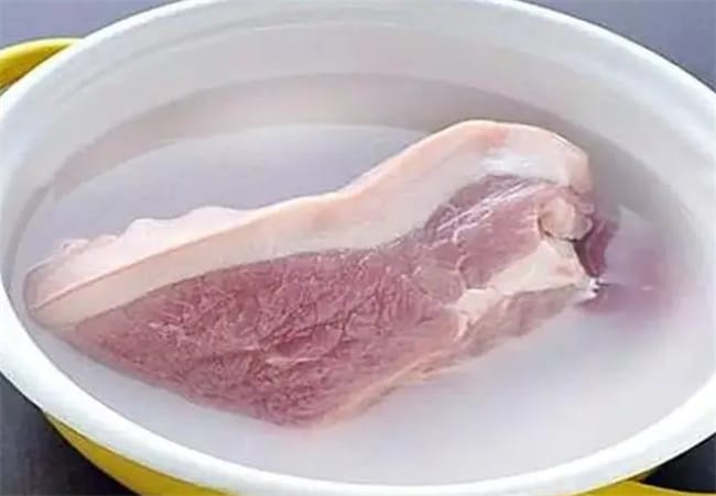 怎样洗猪肉更干净 怎样洗猪肉更干净一些