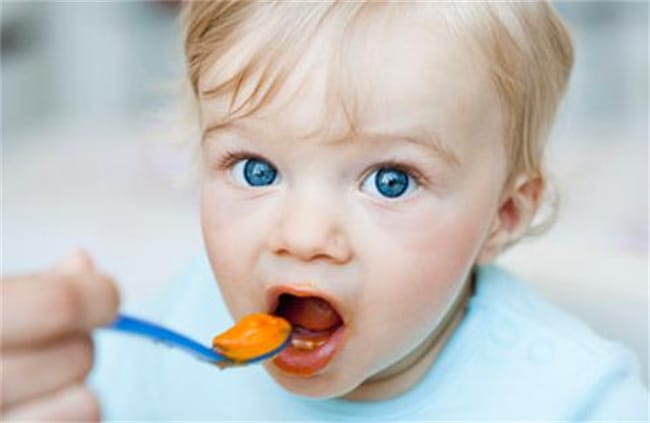 宝宝发烧咳嗽不能吃的几种食物 孩子发烧咳嗽不能吃的食物