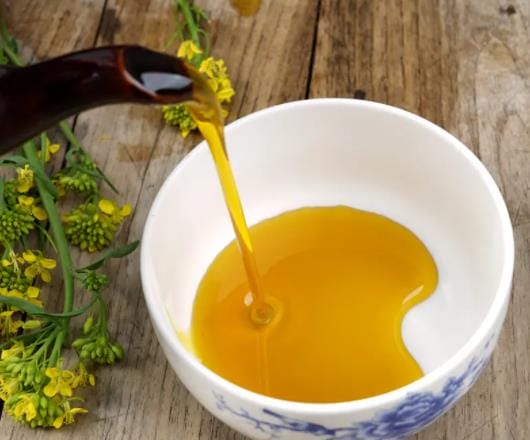 菜籽油是什么植物做的？菜籽油的功效与作用