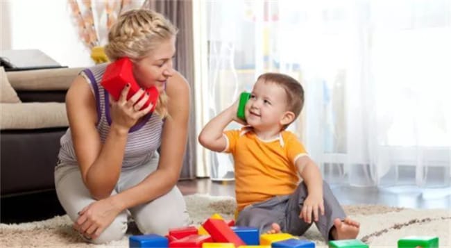 0~1岁是孩子的发育敏感期，怎样教育孩子？ 0-1岁宝宝敏感期的教养重点