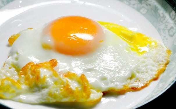 早餐吃鸡蛋对健康有什么好处？鸡蛋哪些吃法对健康不利？(1)