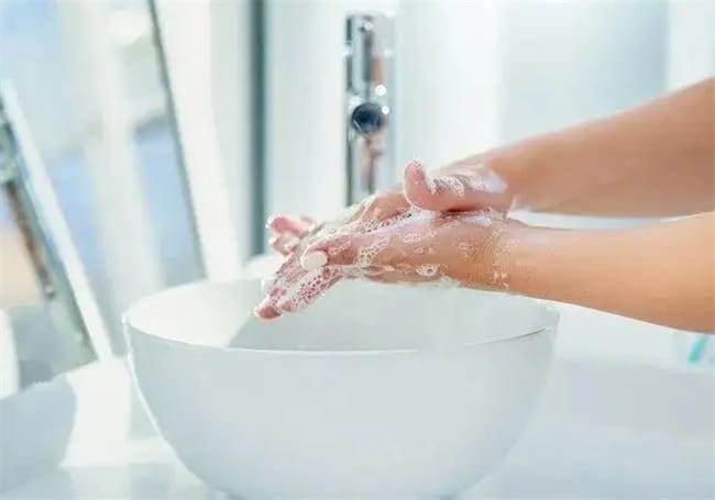 孩子用肥皂洗手能杀死病毒吗