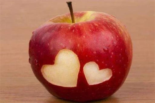 吃苹果对身体的好处，吃苹果最佳时间是几点一文解惑！
