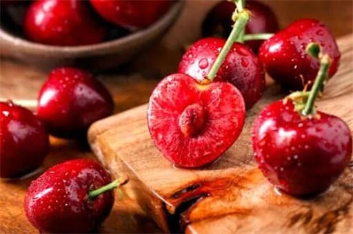 樱桃的营养价值与食用功效，樱桃吃多了会怎样一文解惑