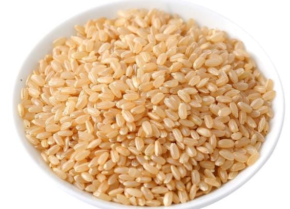 吃糙米饭一个月能瘦多少斤 与个人体质代谢快慢有关系