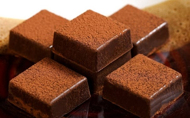 吃黑巧克力对身体有什么好处？黑巧克力可以预防心脏病吗？(1)