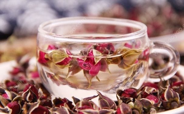 喝玫瑰花茶有什么好处？玫瑰花茶的功效作用(1)