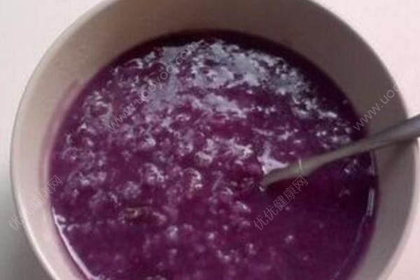 喝紫薯紫米粥有哪些好处？紫薯紫米粥的作用与功效(1)