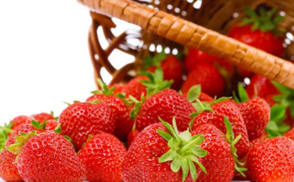 草莓和牛奶能一起吃吗？草莓和牛奶可以同食吗？(1)