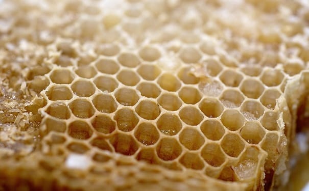 蜂胶长期服用好吗？蜂胶吃多久最好？(1)