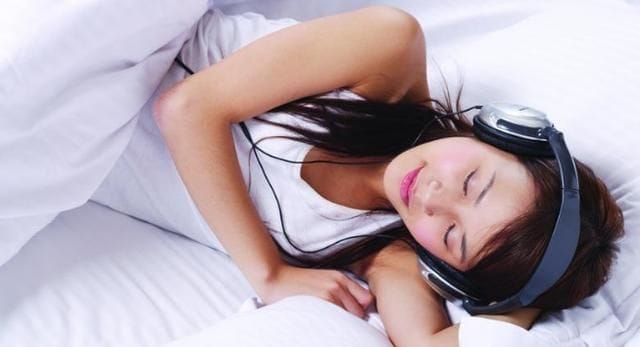 听音乐可以帮助人们更好的入睡吗图1
