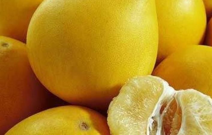 柚子里面长黄胶能吃,柚子里面黄黄的黏黏的东西还能吃图3