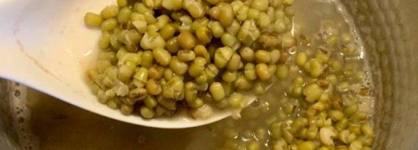 绿豆汤没煮熟能喝吗,绿豆汤没煮熟能喝 绿豆汤水开了煮多久能熟图4