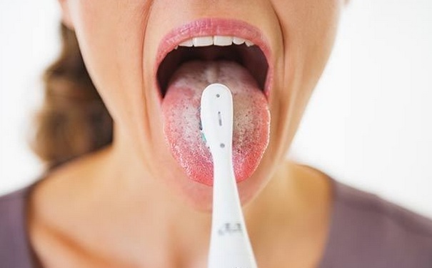 刷牙要刷舌头吗？刷牙要刷舌苔吗？(1)