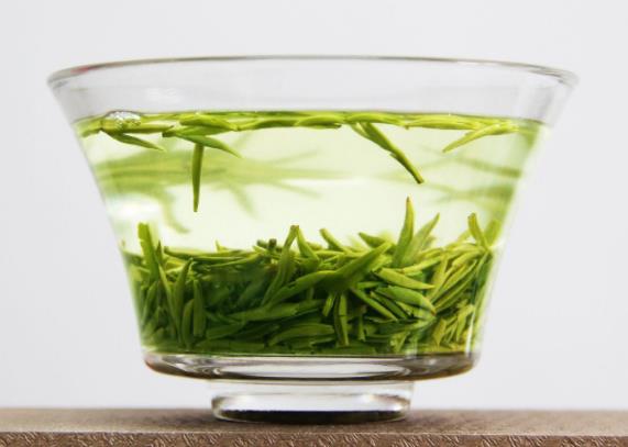 喝绿茶能减肥吗 降低血脂,促进新陈代谢,清除多余油脂等