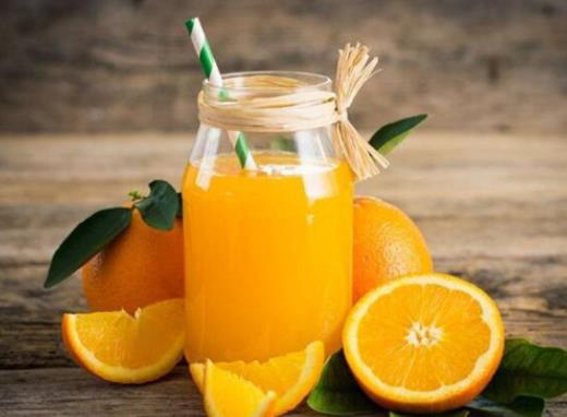 喝橙汁会上火吗 性寒,维生素C含量高,忌过量