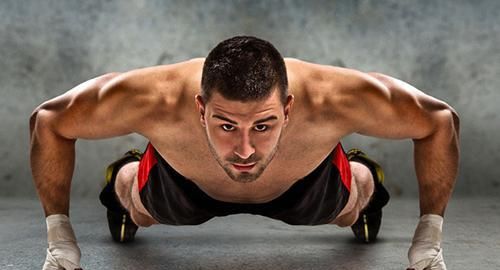 做俯卧撑用哪些肌肉,俯卧撑能练哪些部位的肌肉图1