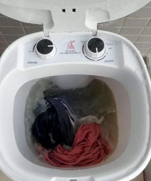 洗过袜子的洗衣机可以洗内裤,洗衣机袜子和内裤可以一起洗图1