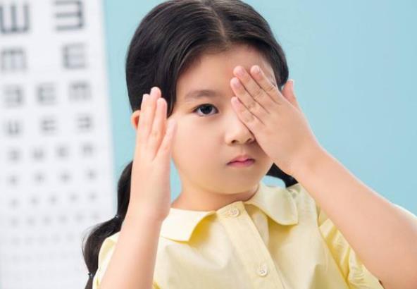 什么年龄适合做近视眼手术 如何有效冶疗近视