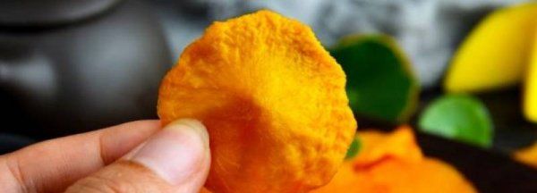 黄桃干的做法自然晾晒,黄桃可以晒干吃图3