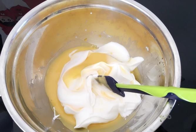 手动打发蛋清要多久,用打蛋器打发蛋清需要多长时间打成奶油状图4