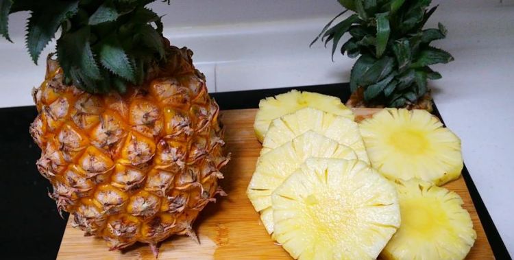 水菠萝怎么吃,菠萝怎么吃最正确图1
