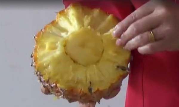 菠萝不削皮怎么样吃,脆柿可以直接吃还是要削皮图2