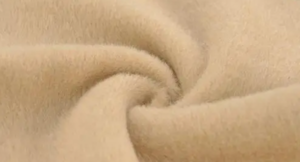 蚕丝拉绒是什么面料,蚕丝绒是什么面料材质图1