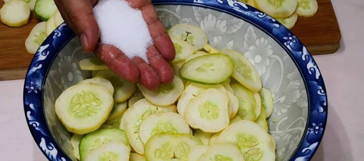 黄瓜怎么冻到冰箱保存,黄瓜的最佳保存方法图1