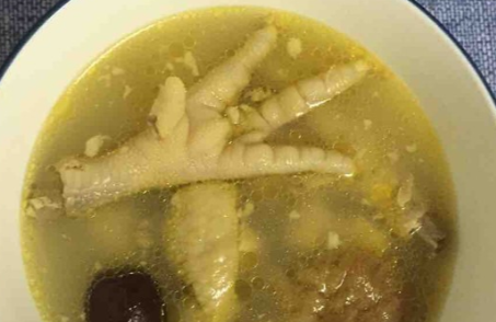 猴头菇汤怎么做好吃,猴头菇山药排骨汤功效与作用图16