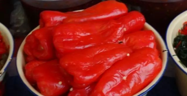 新鲜大红椒怎么腌好吃,生辣椒怎么腌制好吃图4